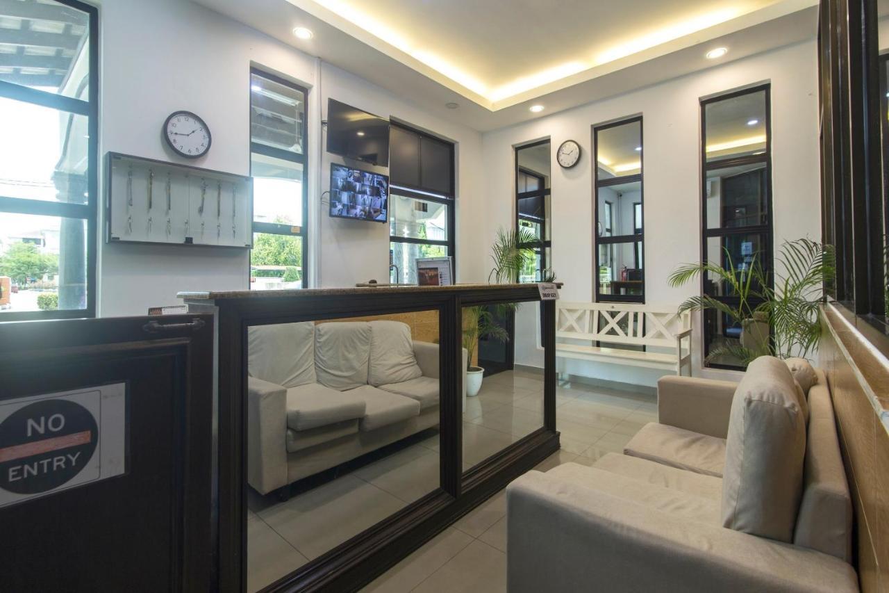 Capital O 90653 Maxwell Inn Boutique Hotel Taiping Exterior foto